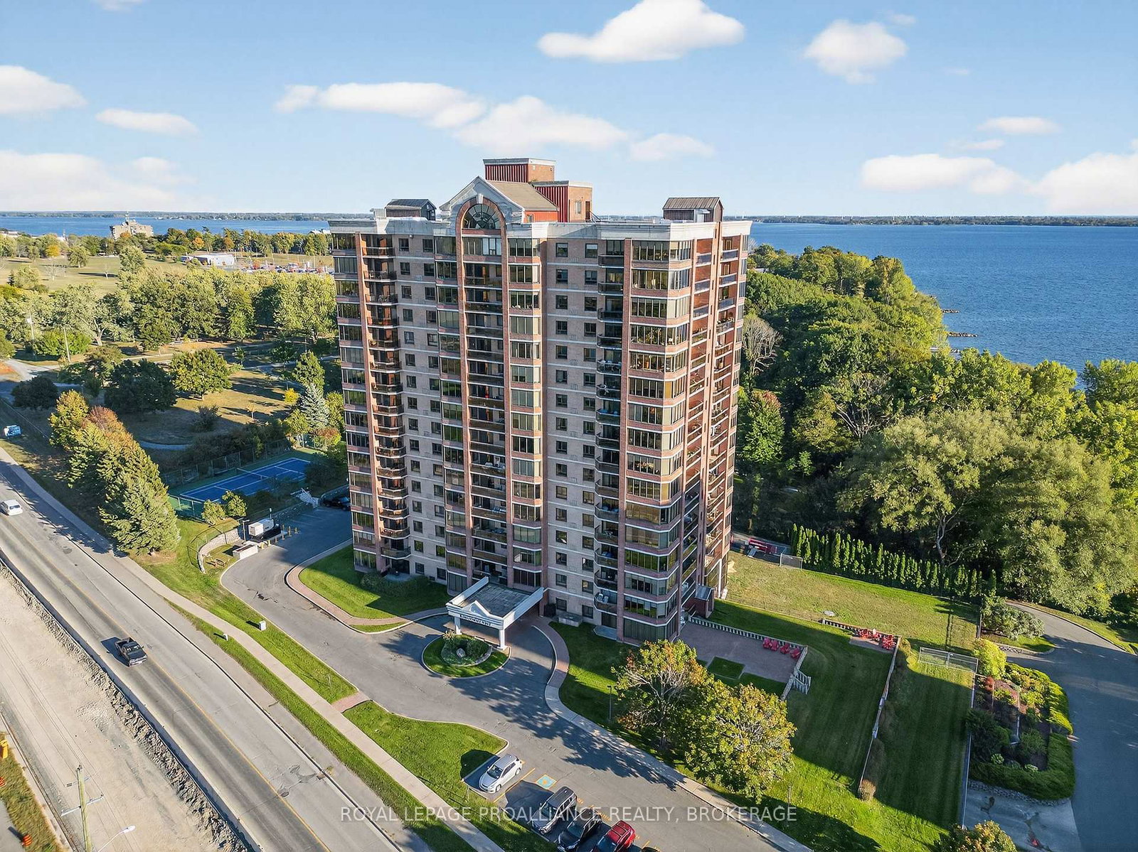 1000-king-street-w-kingston-ontario-x12848974
