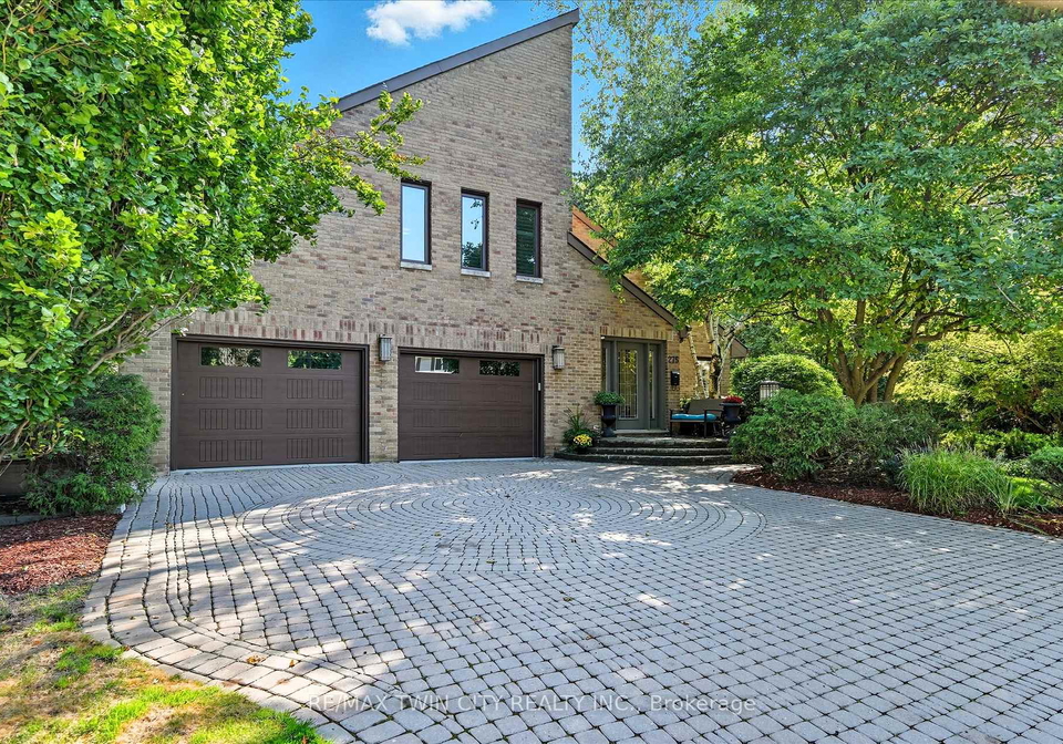 275-greenbriar-road-hamilton-ontario-x12848984