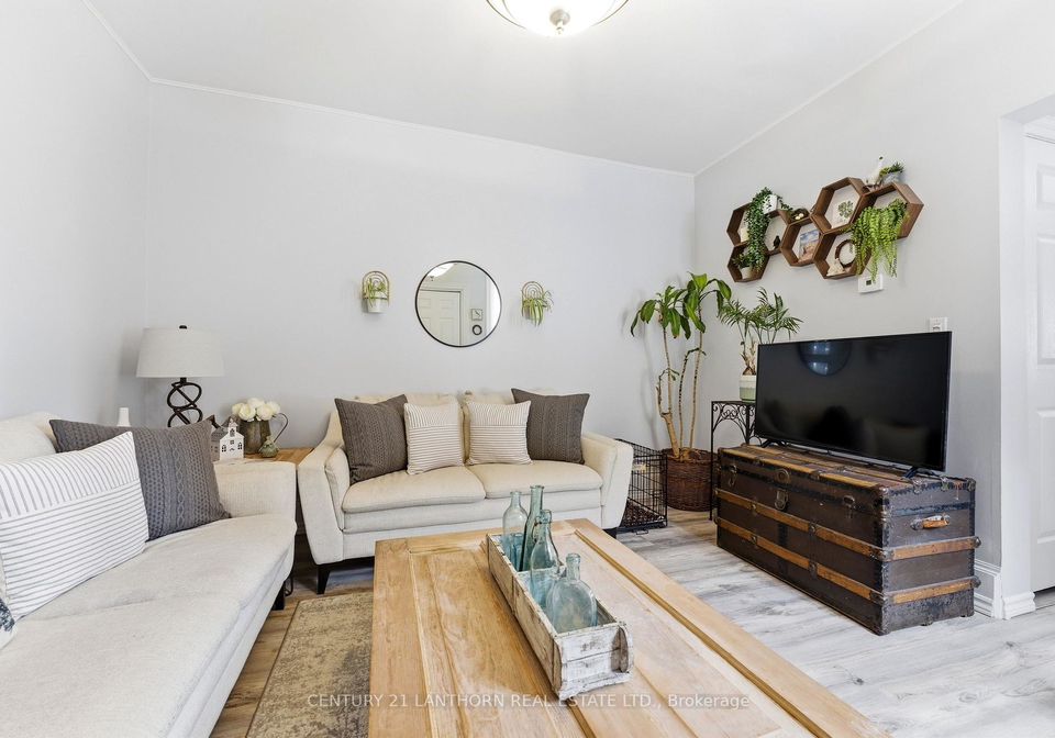 8-queen-street-belleville-ontario-x12849044
