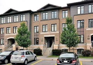 18-argent-private-kanata-ontario-x12849058