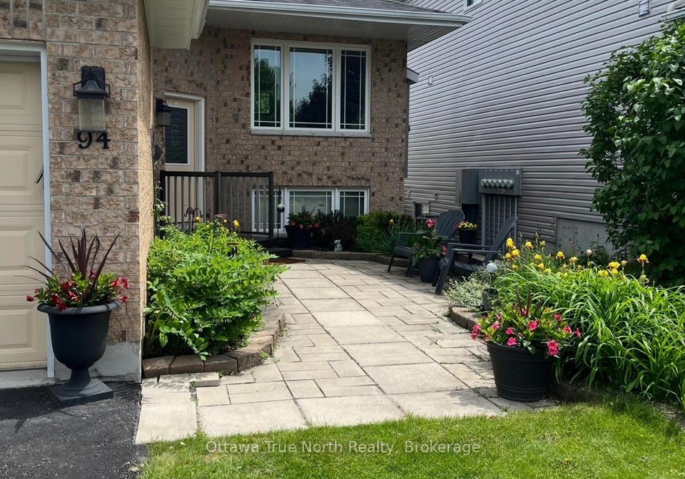 94-thomas-street-s-arnprior-ontario-x12849132