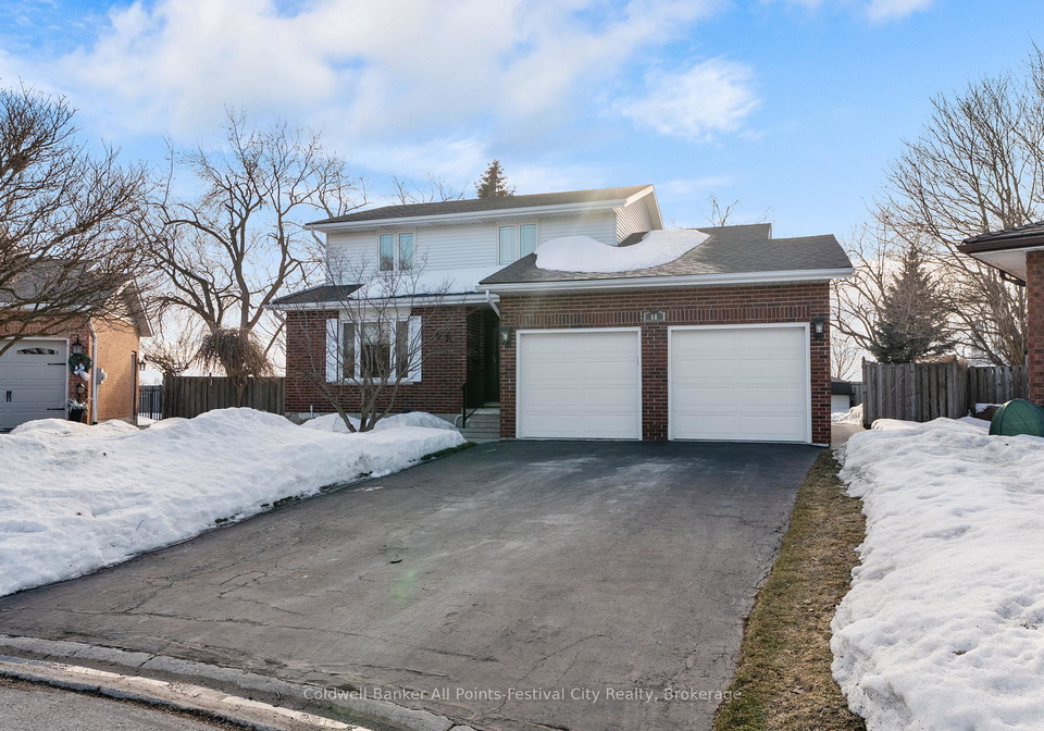 68-sprung-court-stratford-ontario-x12849582