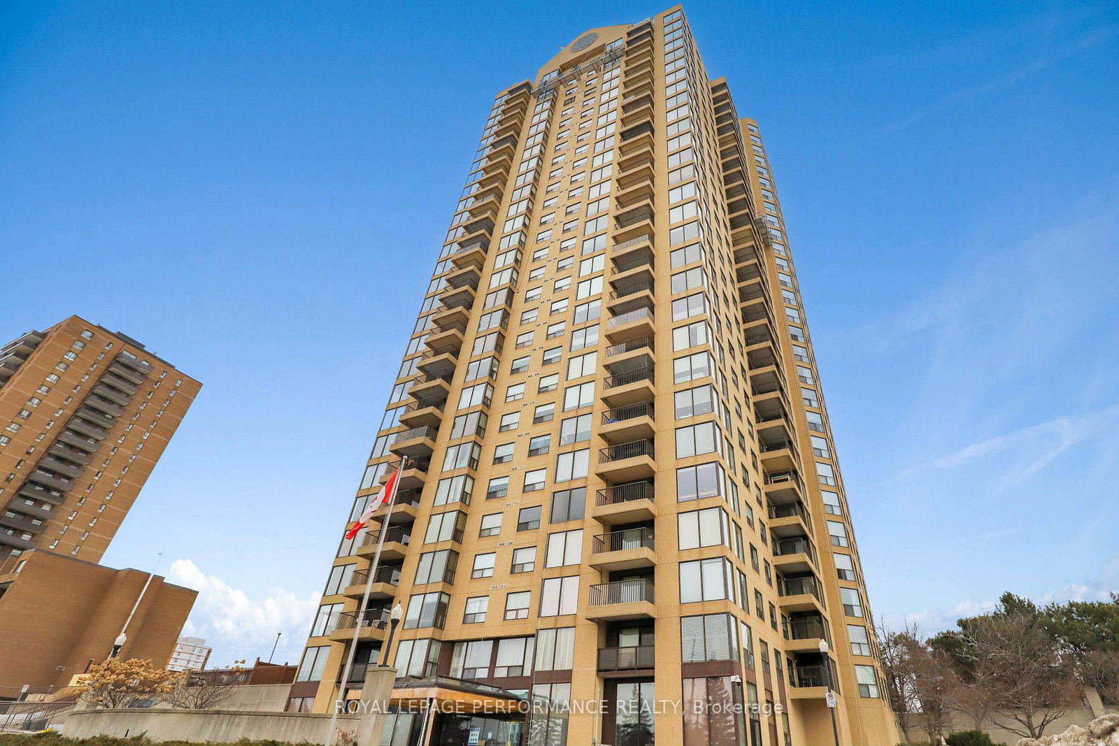 545-st-laurent-boulevard-ottawa-ontario-x12849834