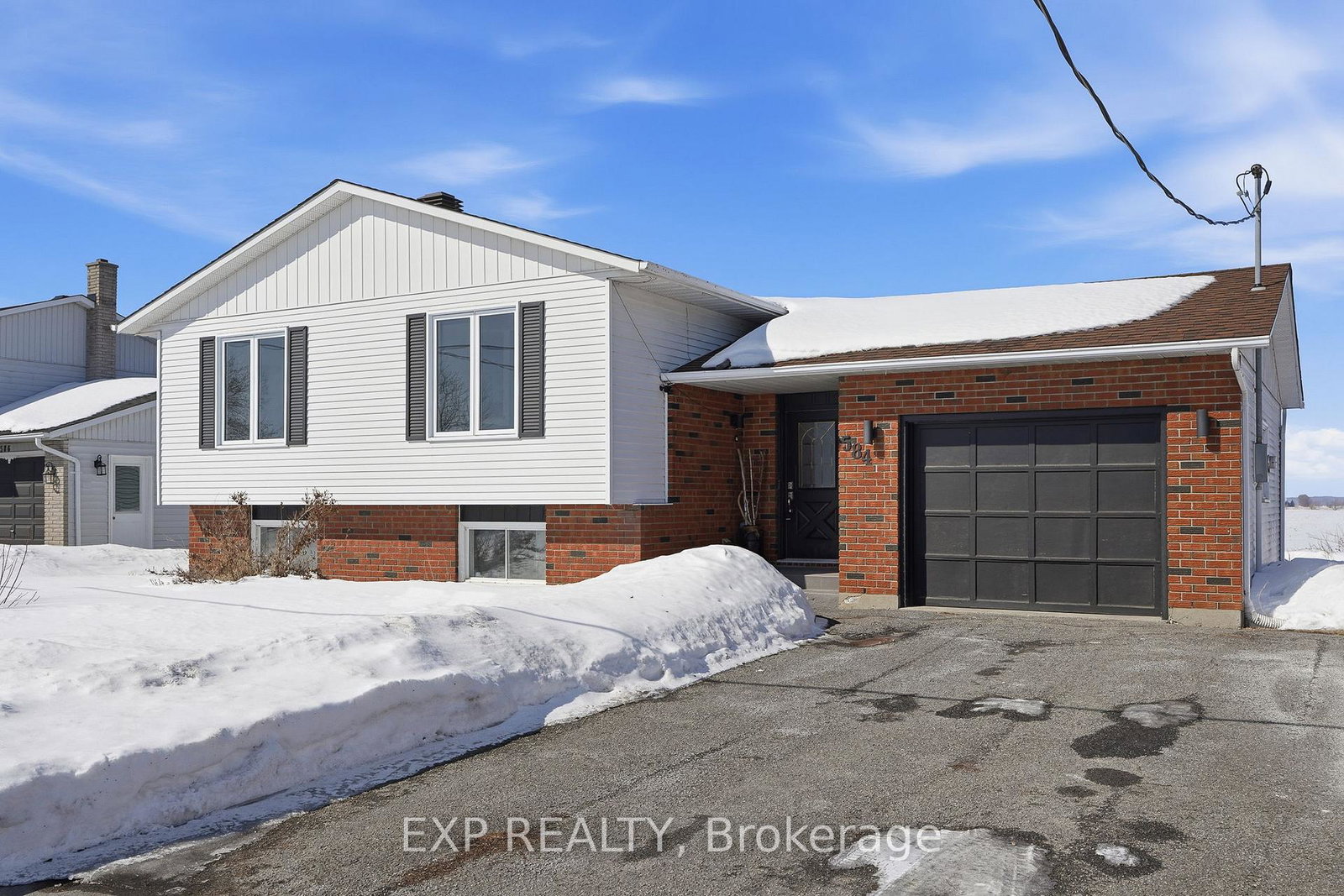 584-holmes-street-north-dundas-ontario-x12849836