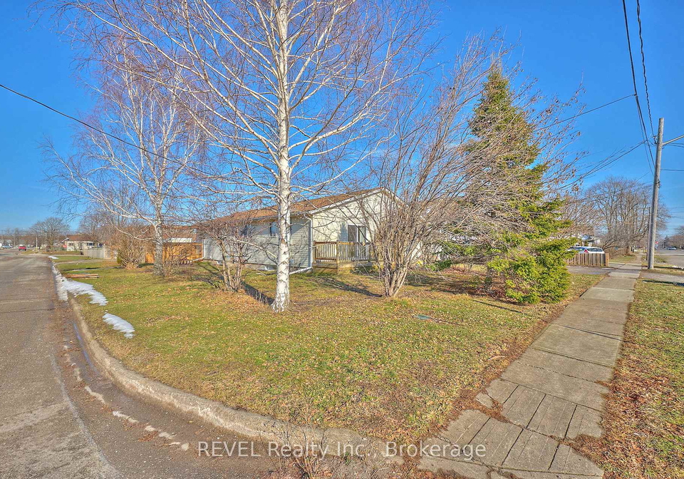141-douglas-street-fort-erie-ontario-x12850036