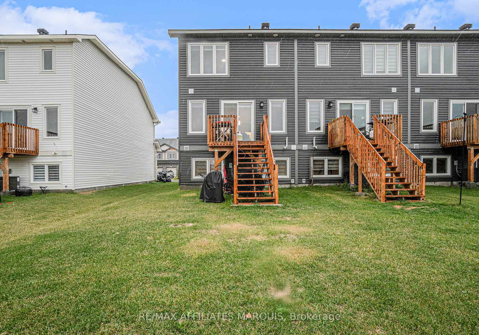 62-staples-boulevard-smiths-falls-ontario-x12850048