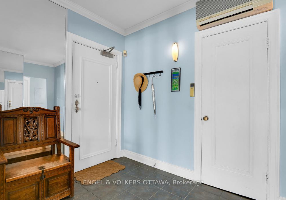 180-augusta-street-ottawa-ontario-x12850068
