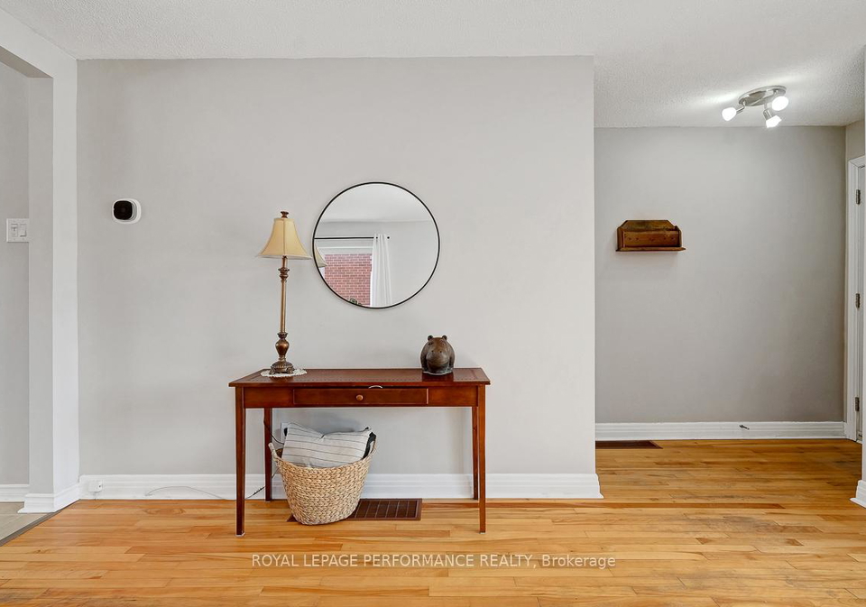 321-donald-street-ottawa-ontario-x12850072