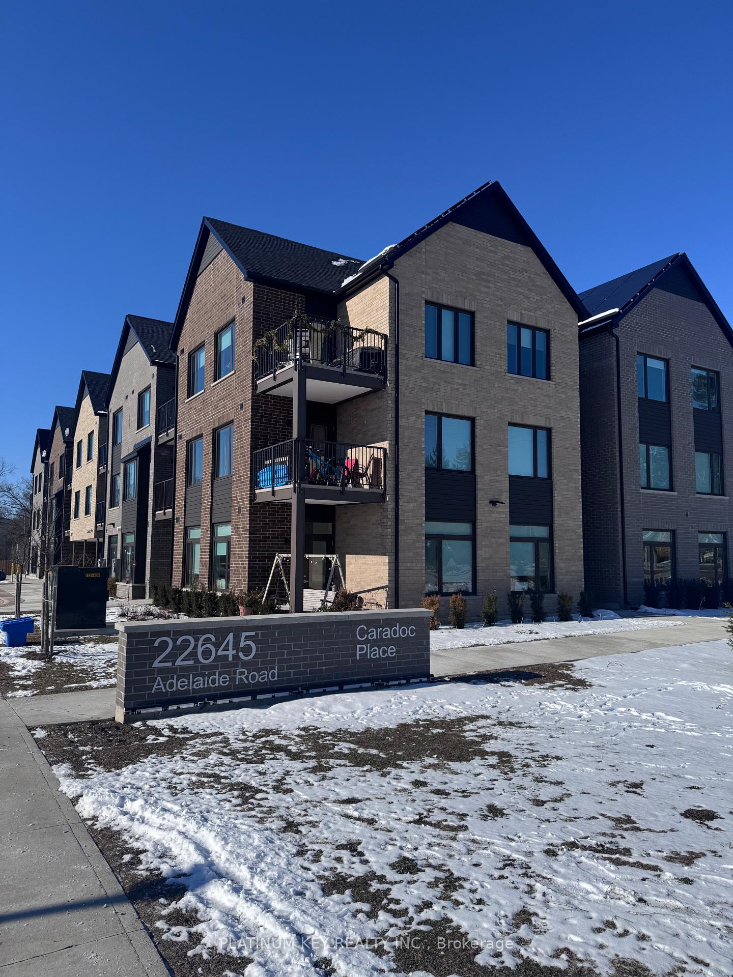 22645-adelaide-road-strathroy-caradoc-ontario-x12850184