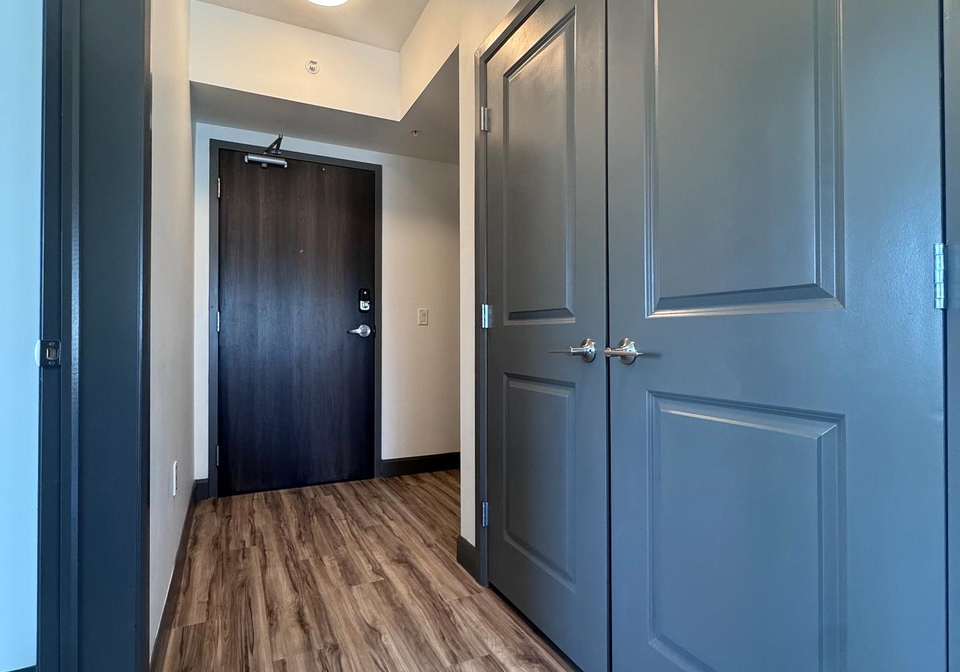 22645-adelaide-road-strathroy-caradoc-ontario-x12850184