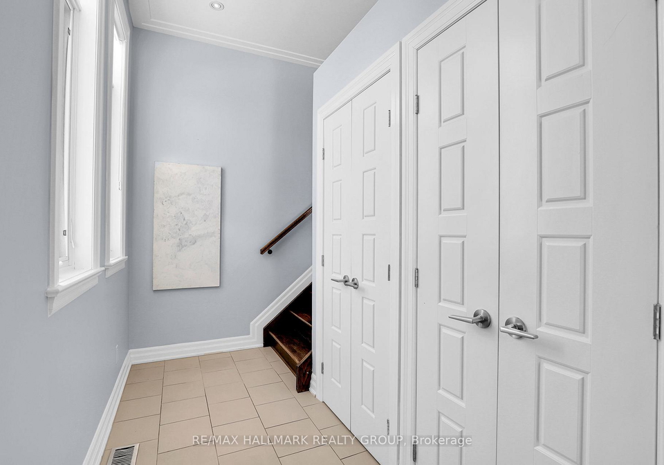 556-edison-avenue-ottawa-ontario-x12850210