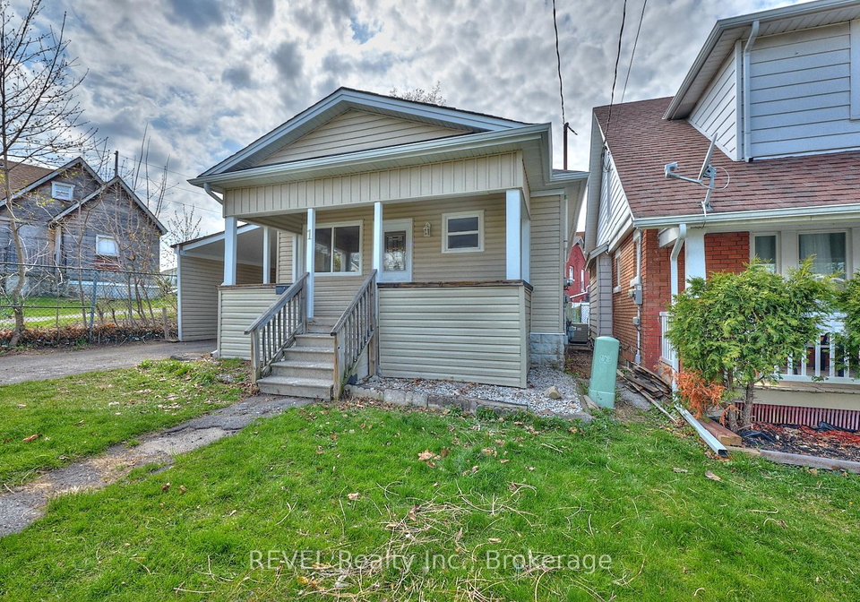 1-berryman-avenue-st-catharines-ontario-x12850260