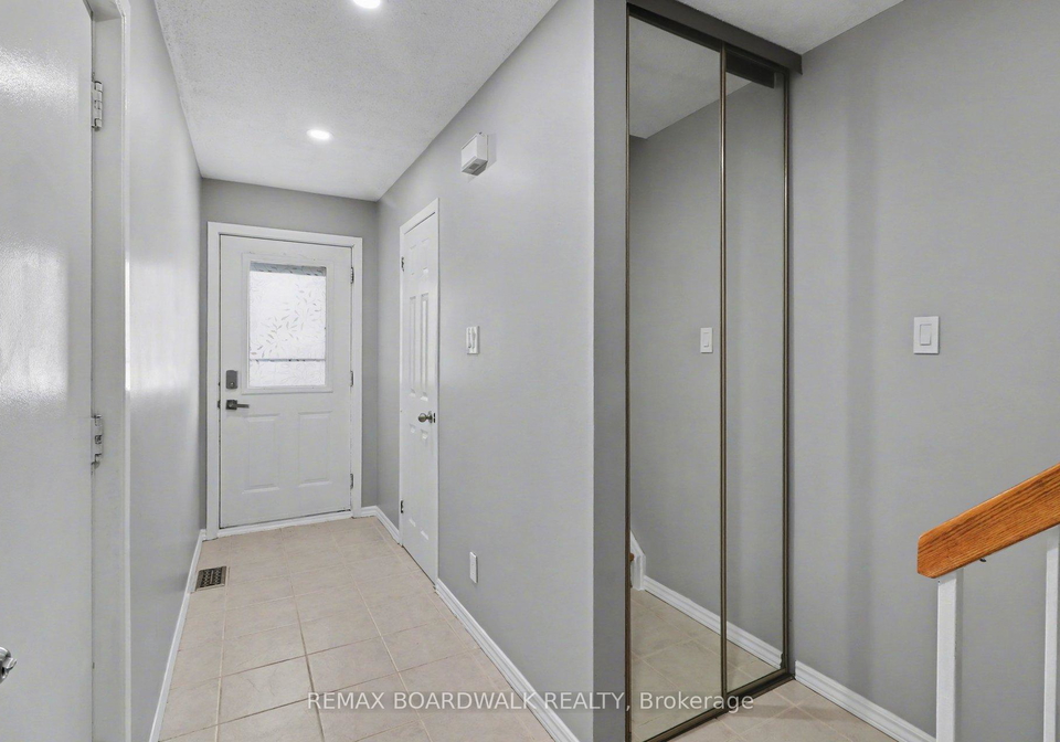 44canotia-place-ottawa-ontario-x12850276