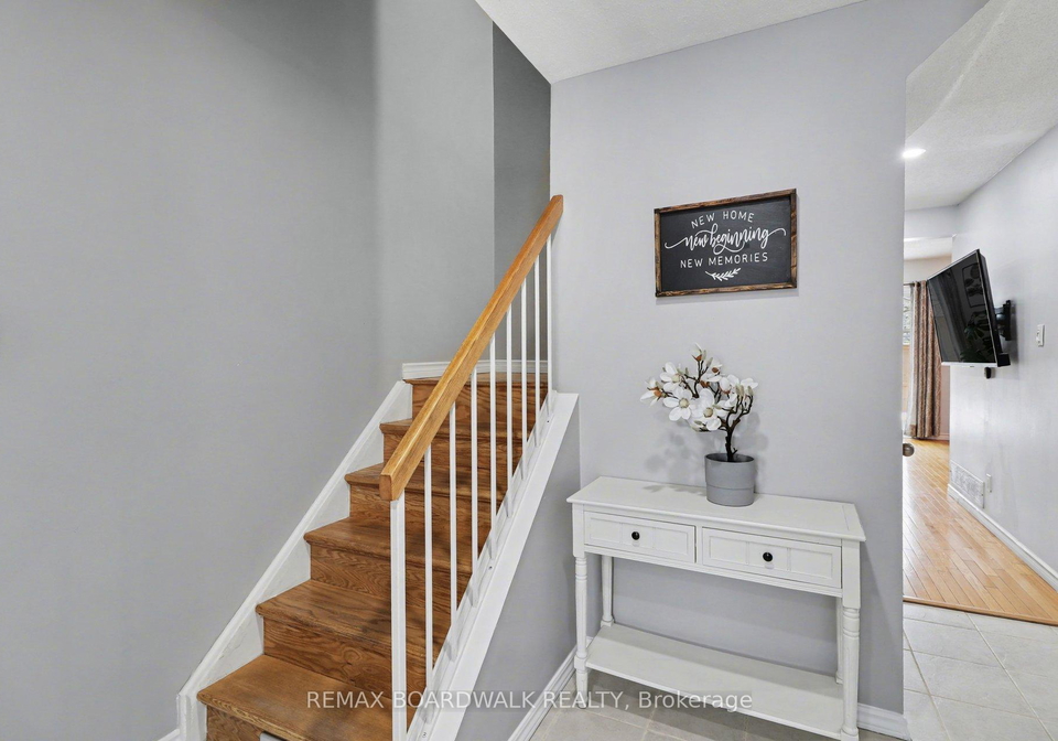 44canotia-place-ottawa-ontario-x12850276