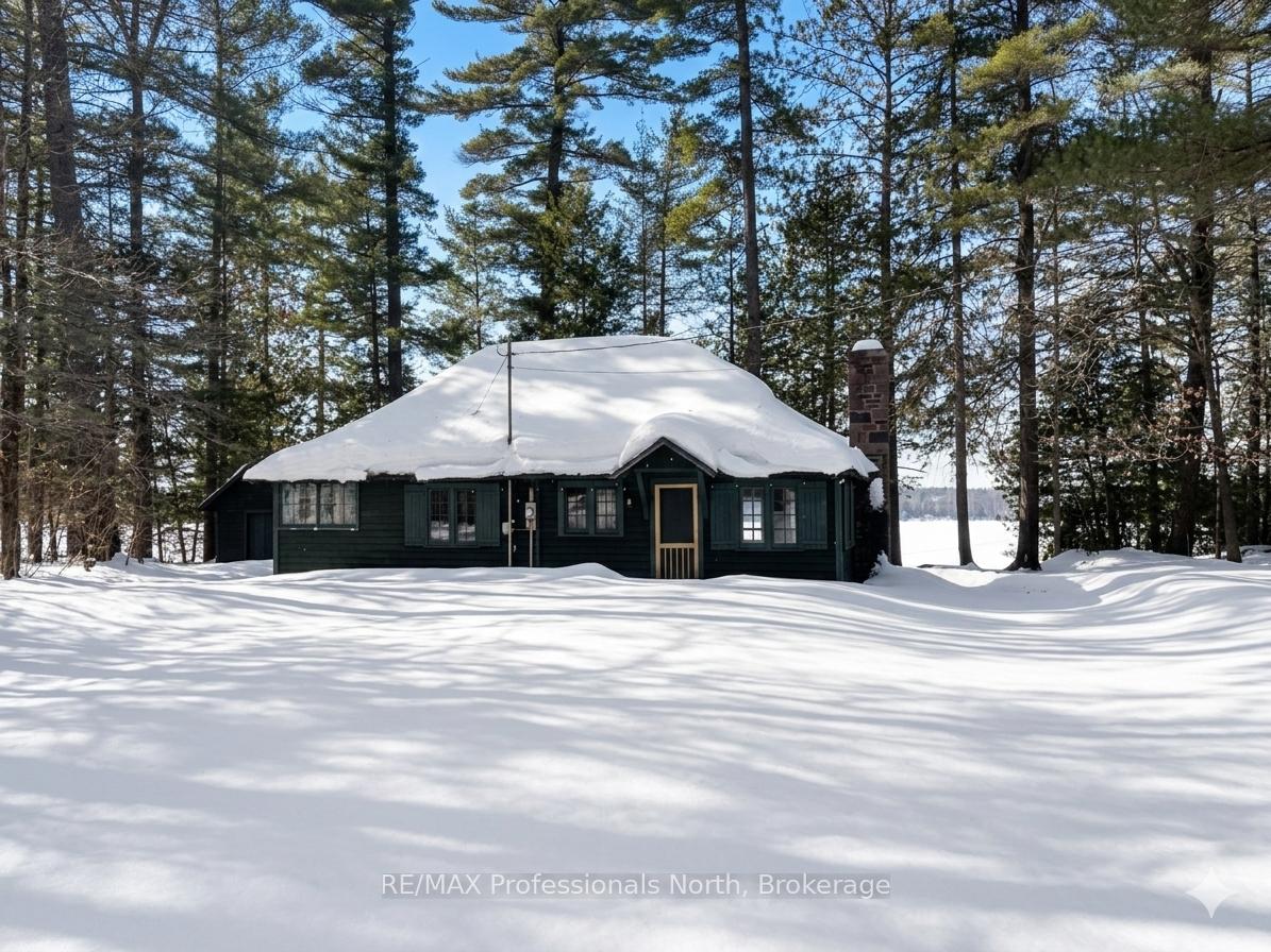 1005-deacons-trail-algonquin-highlands-ontario-x12850446
