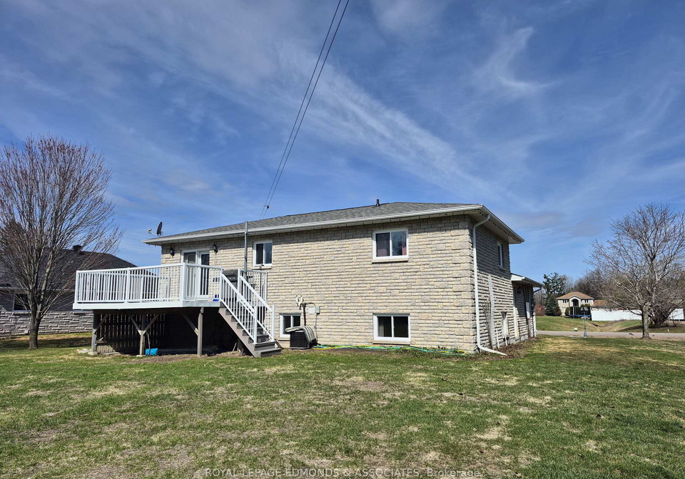 89-rivercrest-drive-laurentian-valley-ontario-x12850492