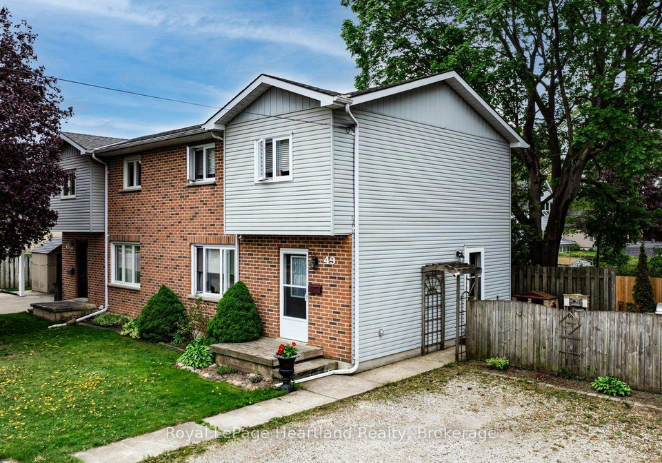 49-wellington-street-w-south-huron-ontario-x12850586