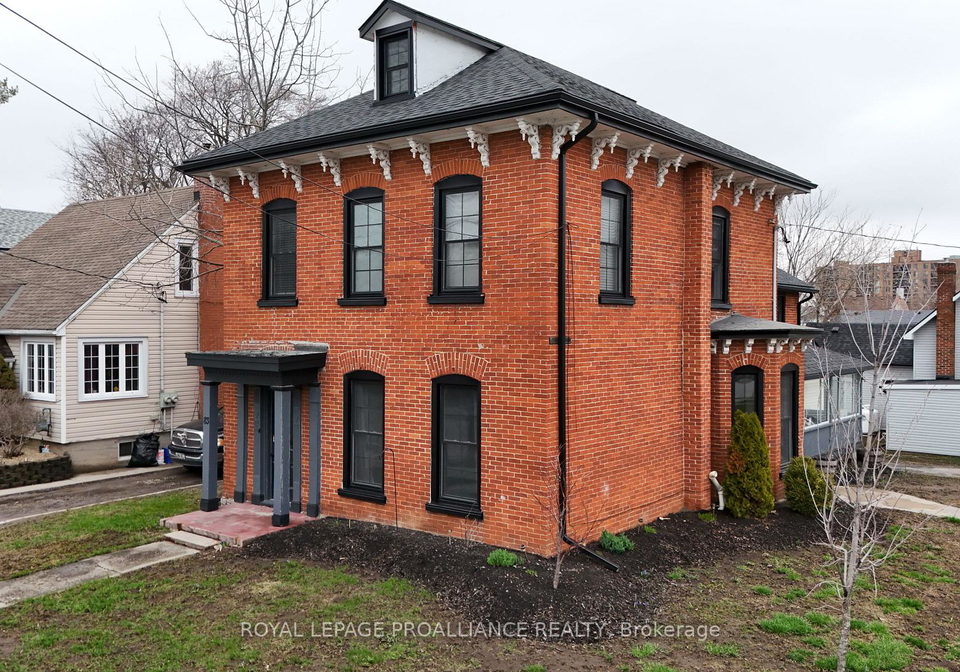 83-cedar-street-belleville-ontario-x12850808