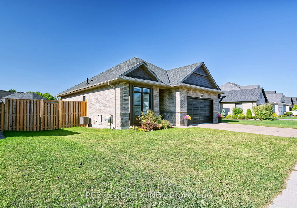 2539-bond-street-strathroy-caradoc-ontario-x12850948