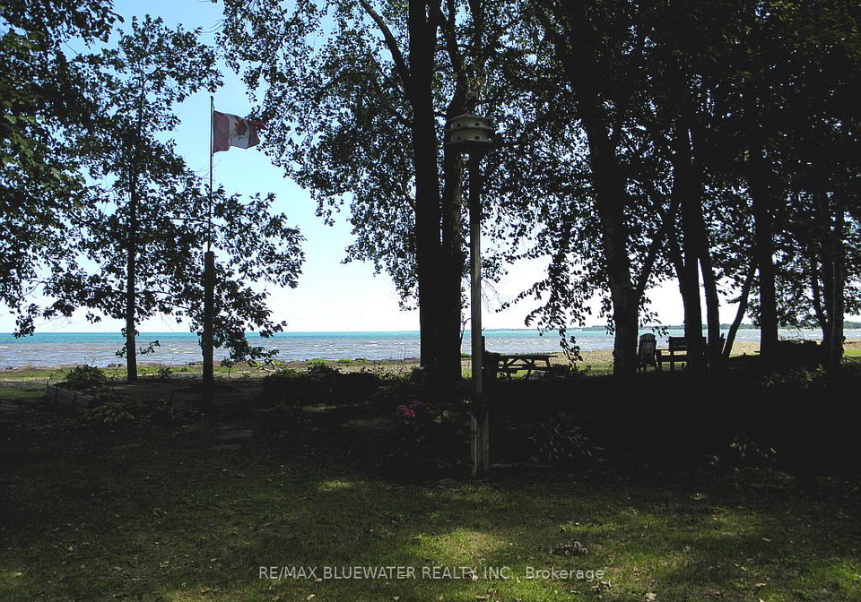 9889-lake-road-lambton-shores-ontario-x12851046