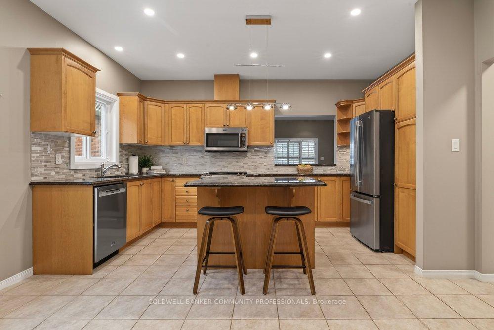37-garth-trails-crescent-hamilton-ontario-x12851142