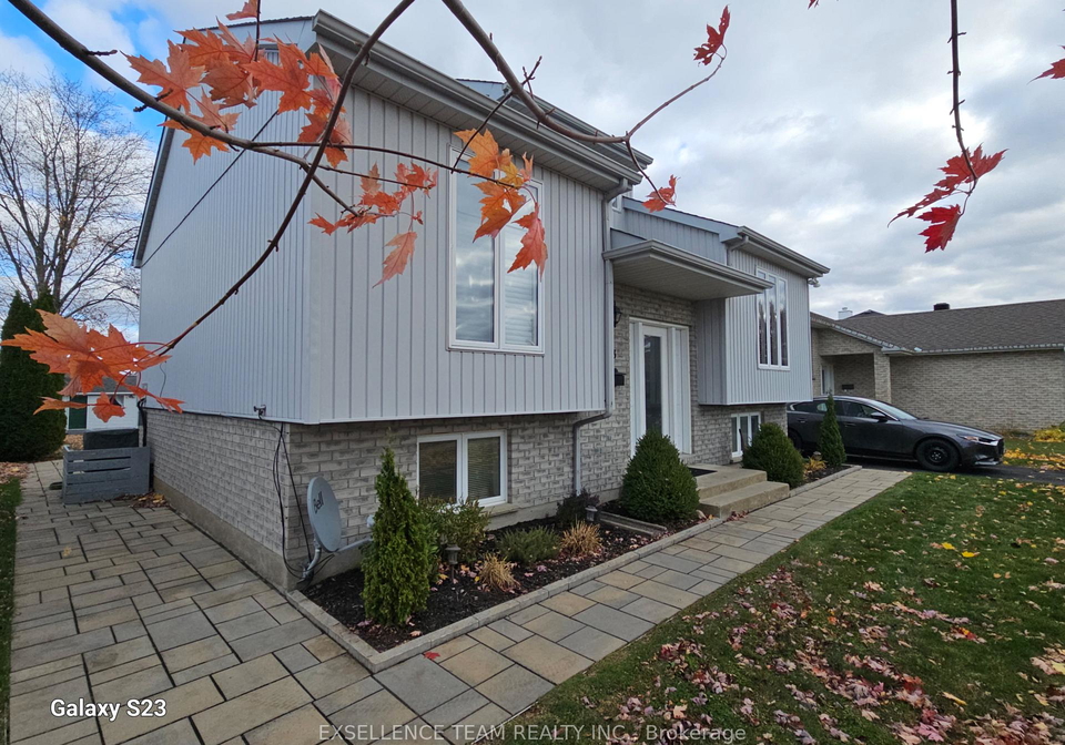 2033-concorde-street-cornwall-ontario-x12851622