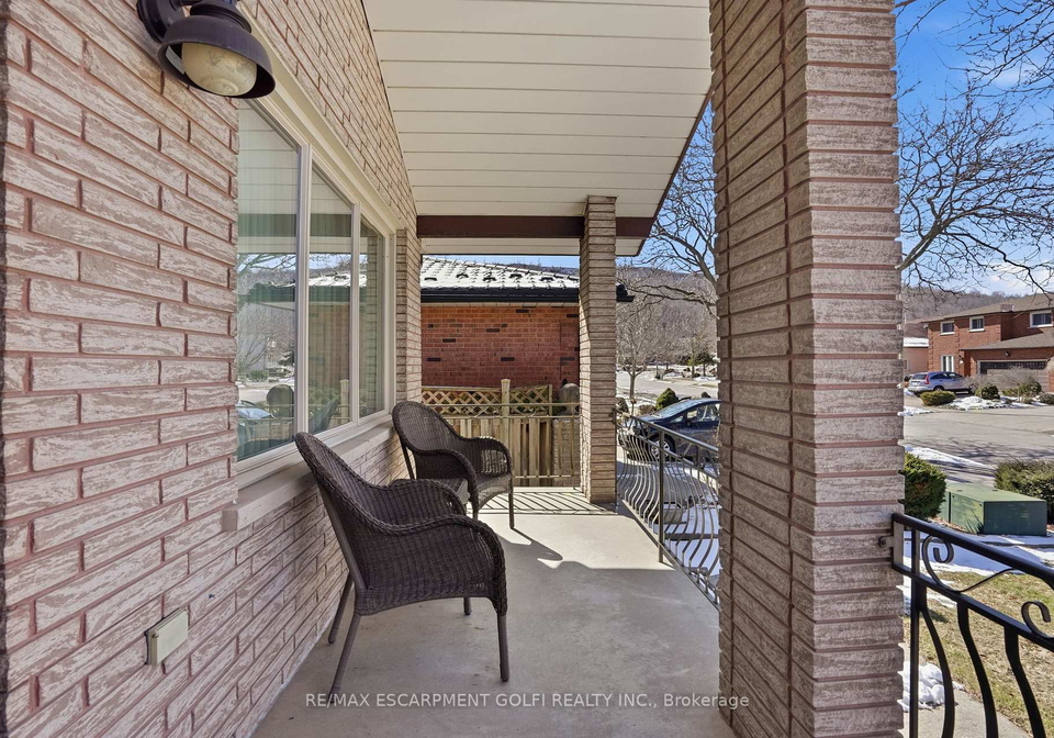 72-oakridge-drive-hamilton-ontario-x12851720