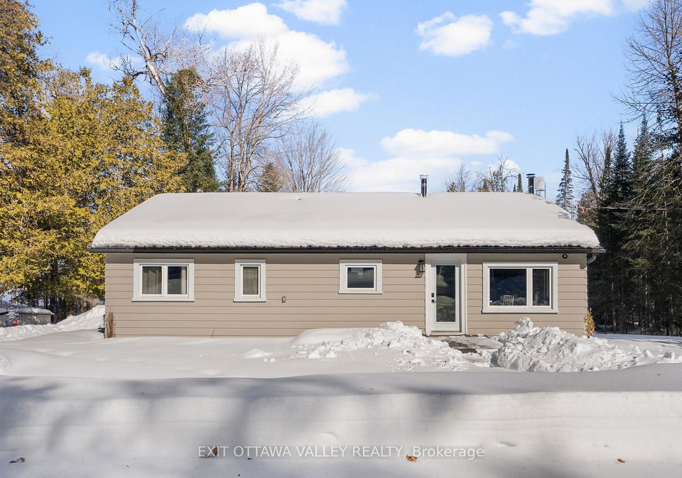 1478-kamaniskeg-lk-road-hastings-highlands-ontario-x12851832
