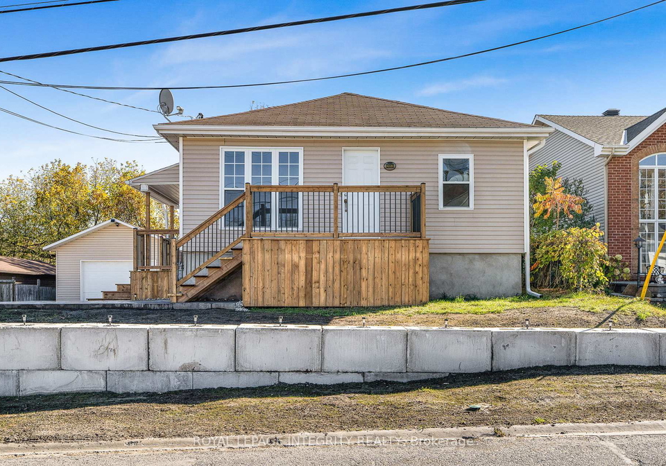 2053-catherine-street-clarence-rockland-ontario-x12852010