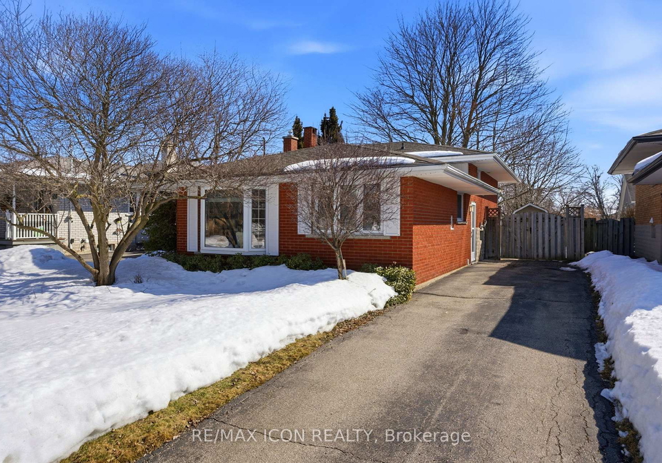 54-duncairn-avenue-kitchener-ontario-x12852022