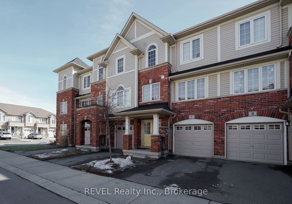 7-dorchester-terrace-hamilton-ontario-x12852598