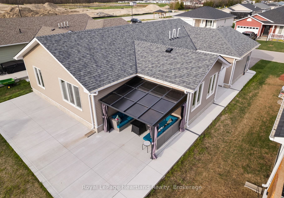 140-lake-breeze-drive-ashfield-colborne-wawanosh-ontario-x12852846