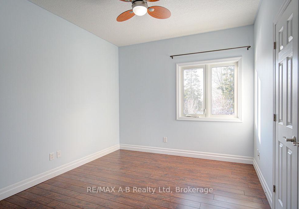 390-church-street-stratford-ontario-x12852994