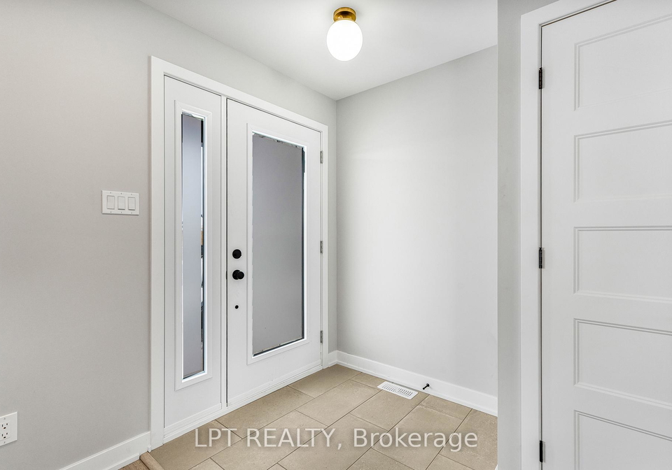 965-katia-street-the-nation-ontario-x12853738