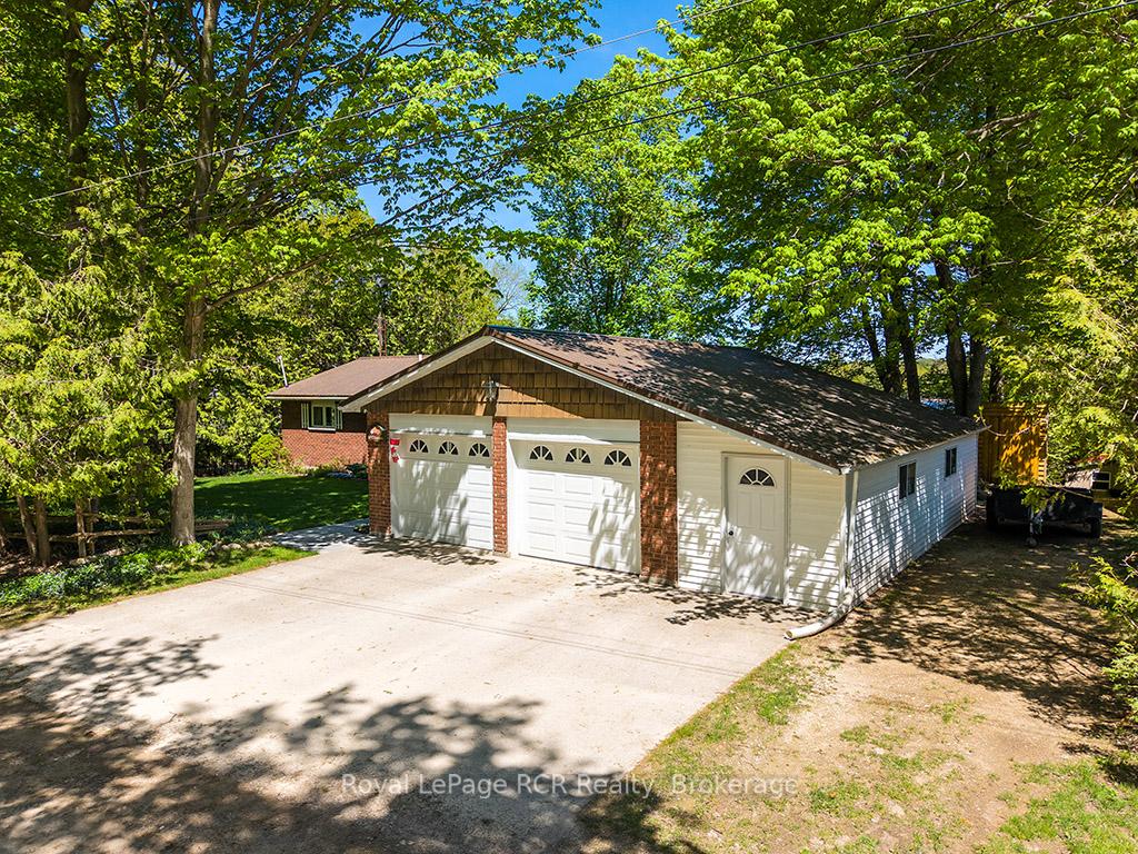 120-mccullough-lake-drive-chatsworth-ontario-x12853812