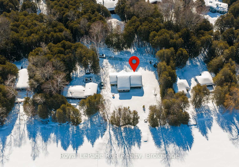 121-browns-lane-georgian-bluffs-ontario-x12854018