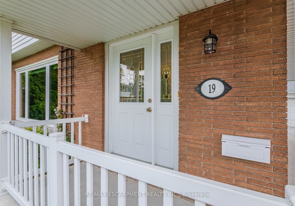 19-carmen-avenue-hamilton-ontario-x12854172