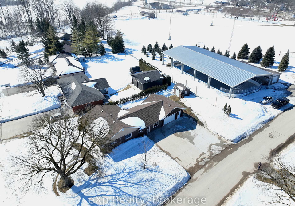 93-elma-centre-street-north-perth-ontario-x12854342