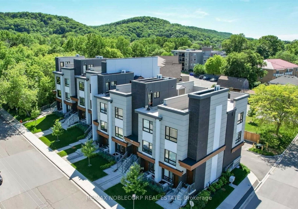 39-robinson-street-n-grimsby-ontario-x12854390