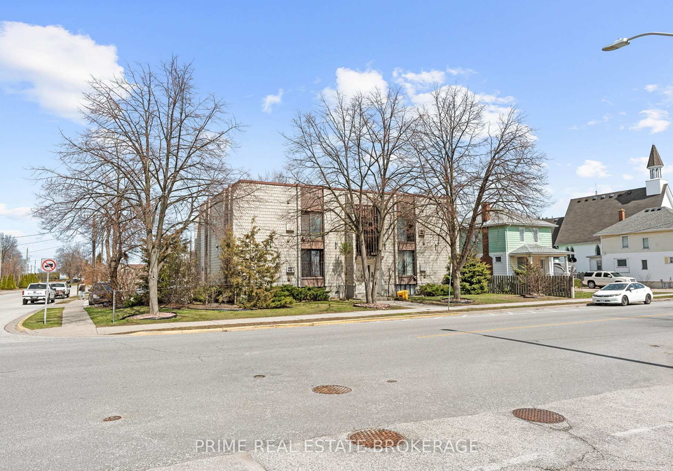 204-michigan-avenue-point-edward-ontario-x12854496