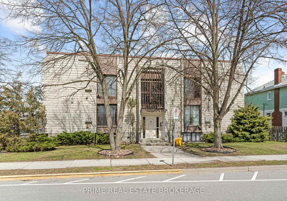 204-michigan-avenue-point-edward-ontario-x12854496