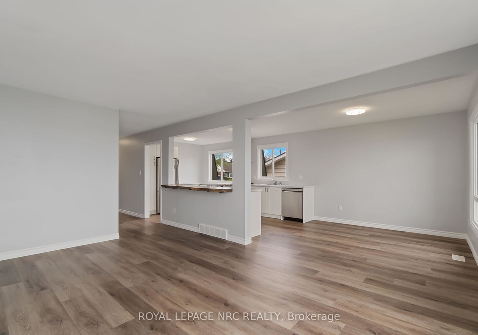 46-lakeside-drive-grimsby-ontario-x12854556