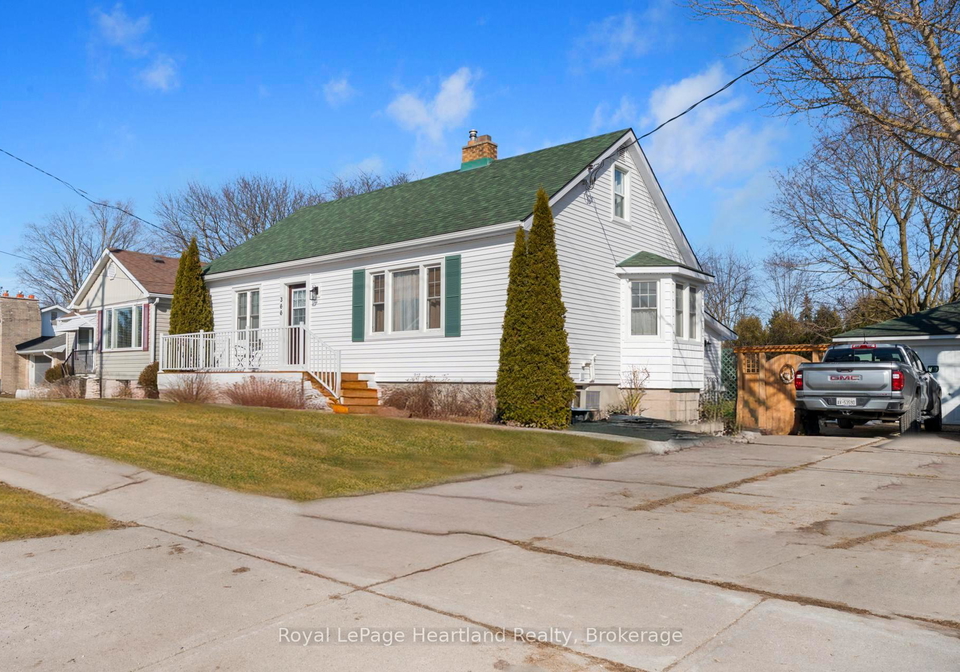 366-edward-street-south-huron-ontario-x12854616