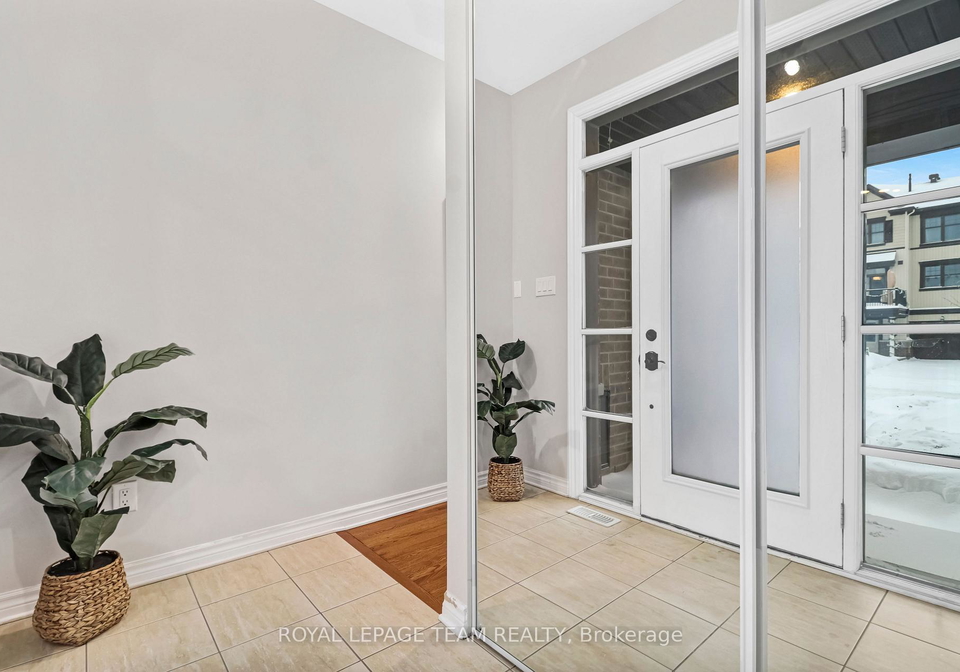 918-kilbirnie-drive-ottawa-ontario-x12854660