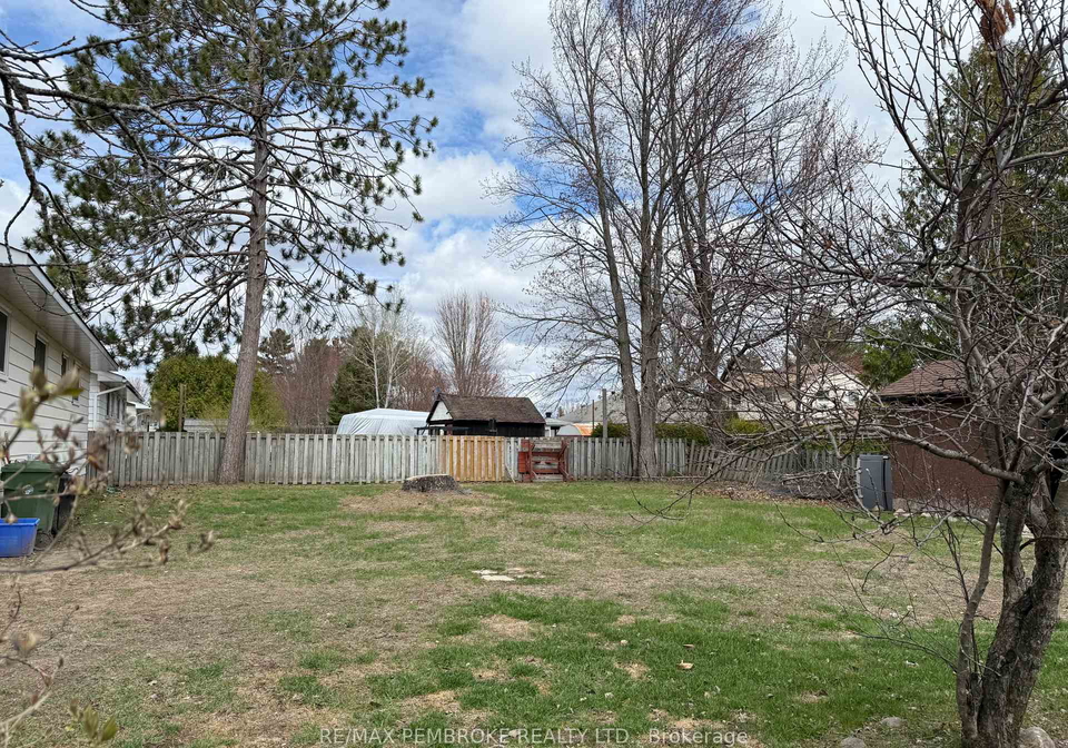 114-hemlock-street-petawawa-ontario-x12854796