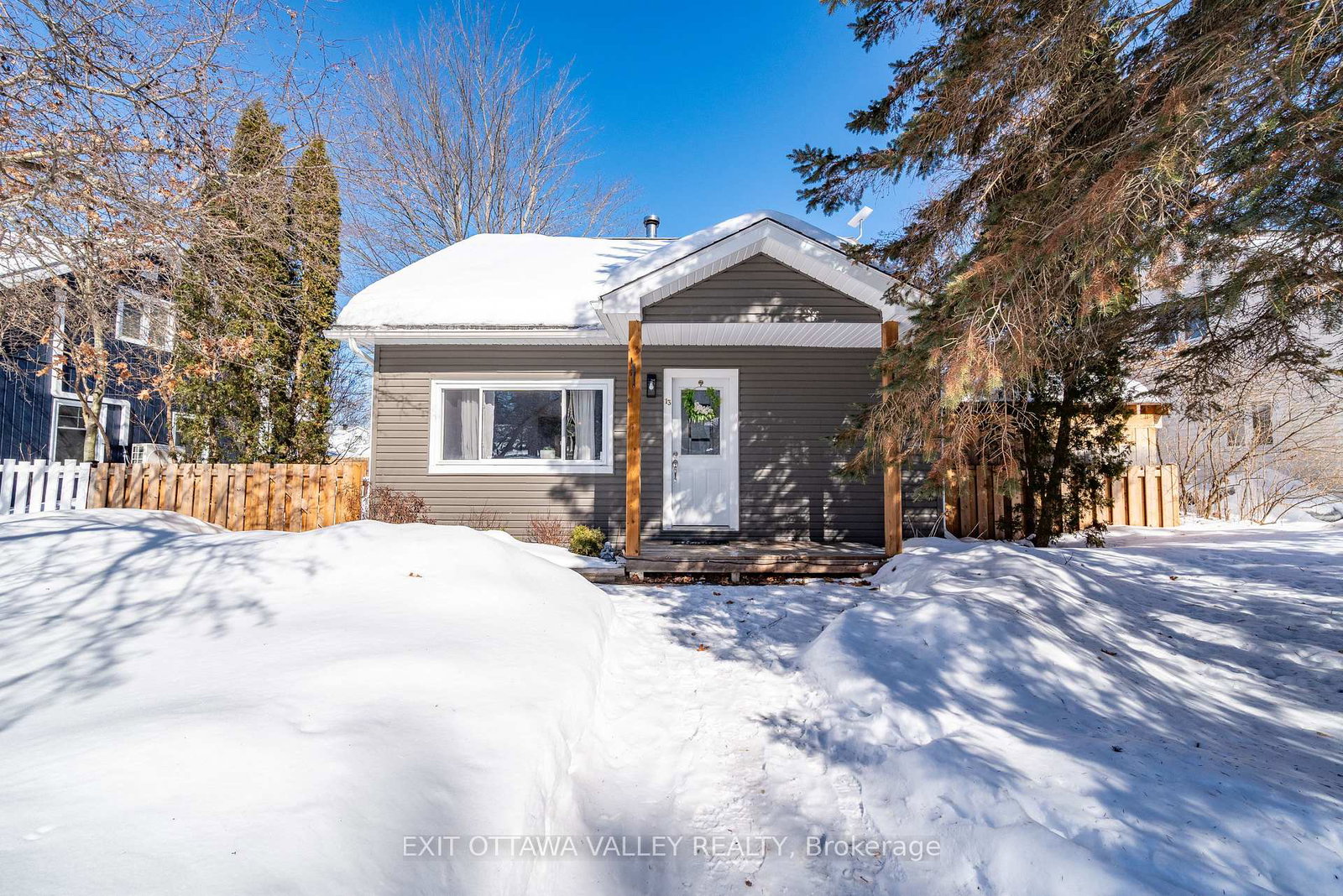 13-spruce-crescent-deep-river-ontario-x12854830