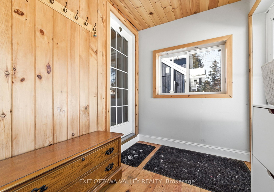 13-spruce-crescent-deep-river-ontario-x12854830