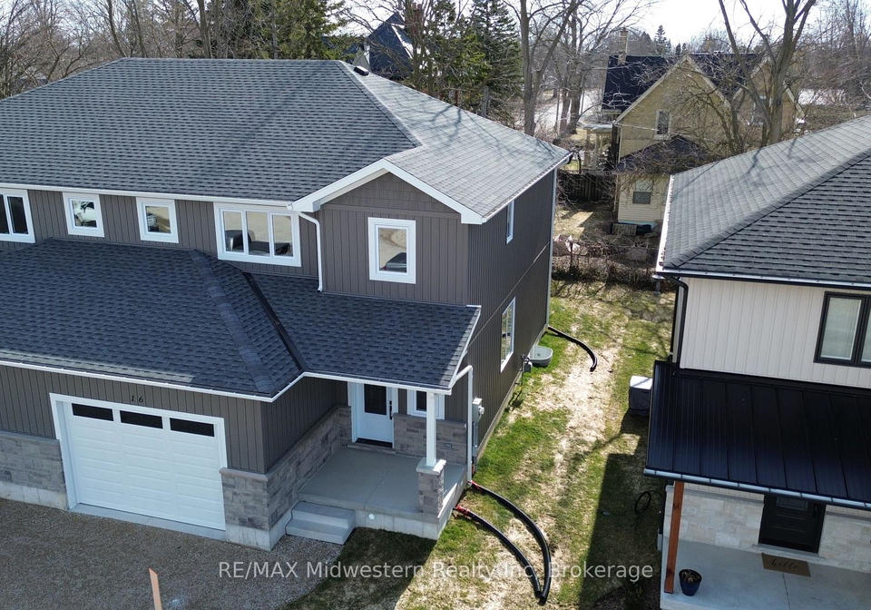 16-roberts-street-n-huron-east-ontario-x12855106