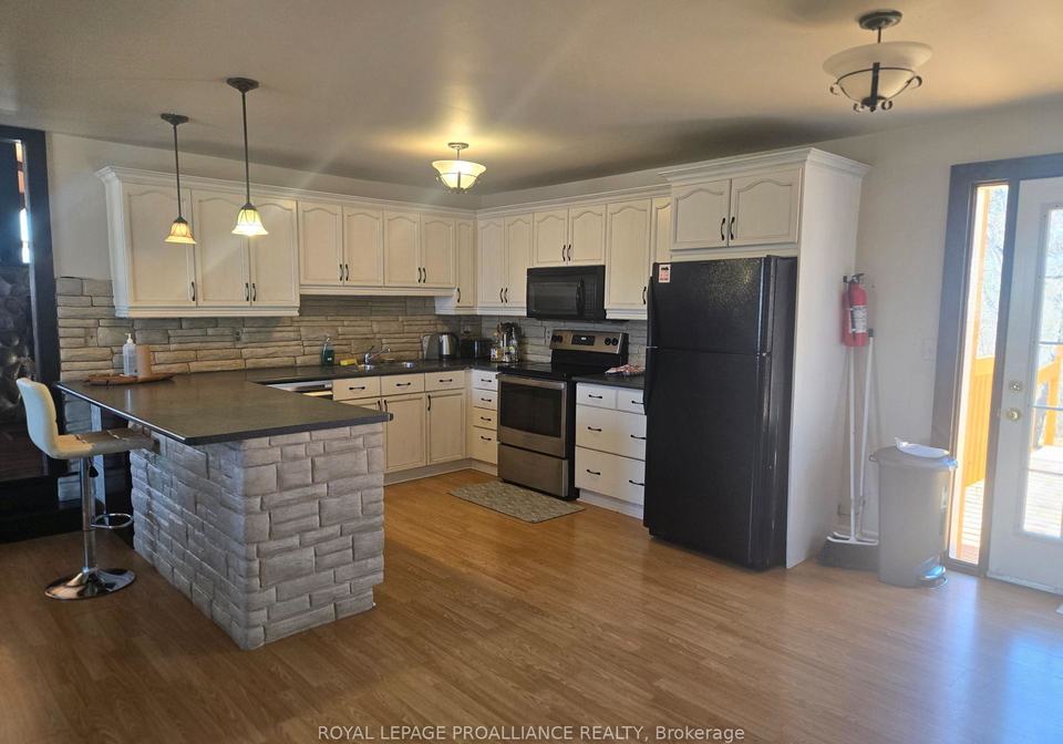 11150-highway-41-addington-highlands-ontario-x12855182