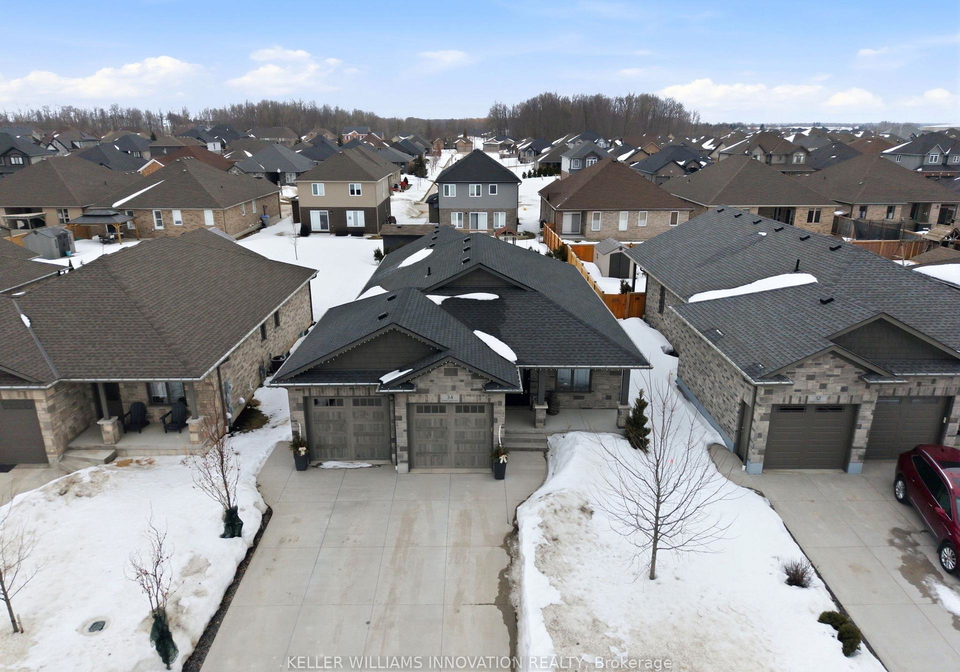 34-forbes-crescent-north-perth-ontario-x12855350